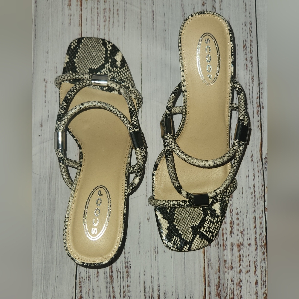Women's Snakeskin Sandals - Black and Cream. New Never Worn.